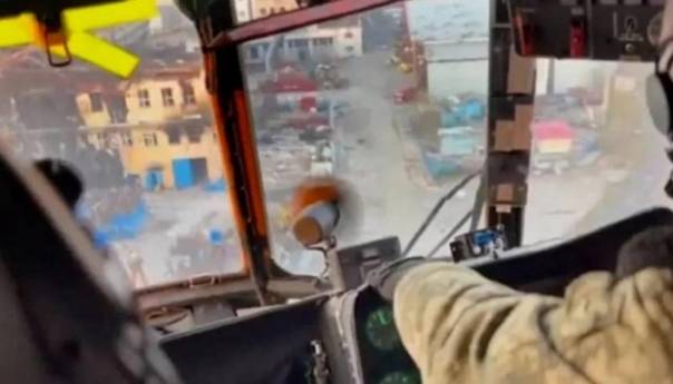 Ukrajinska vojska helikopterima dovozila hranu u Azovstal usred opsade