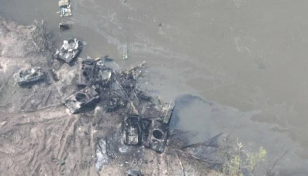 Ukrajinska vojska objavila slike groblja ruskih tenkova