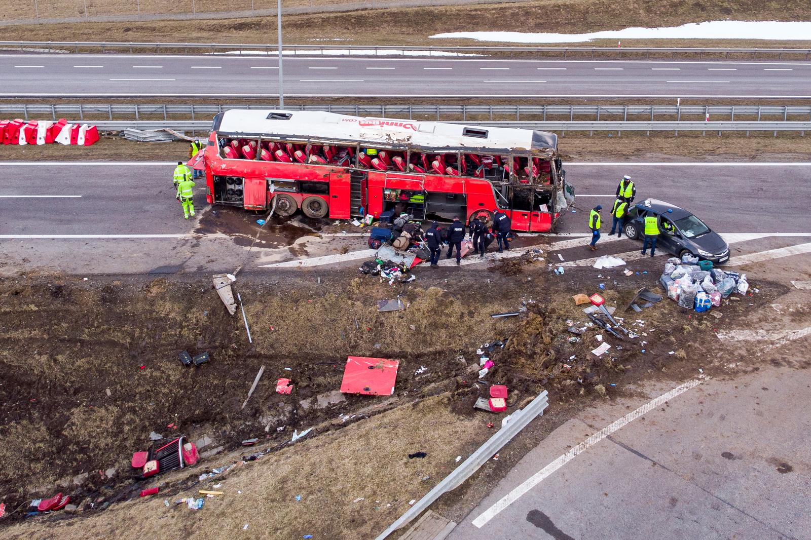 Ukrajinski autobus pao u jarak, šestero poginulih i 30 povrijeđenih