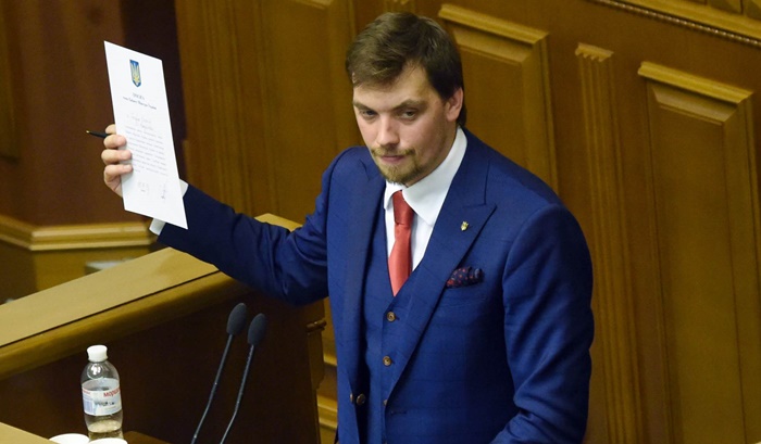 Ukrajinski premijer Hončaruk podnio ostavku