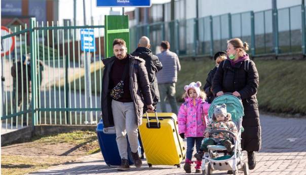 Ukrajinu napustilo 2,5 miliona stanovnika, poginulo više od 12.000 ruskih vojnika