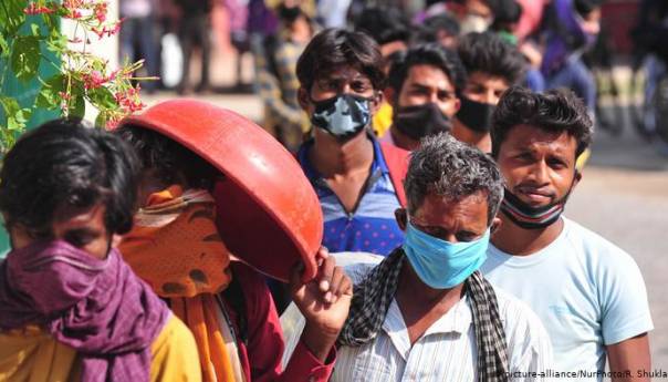 Ukupan broj zaraženih koronavirusom u Indiji nadmašio 800.000