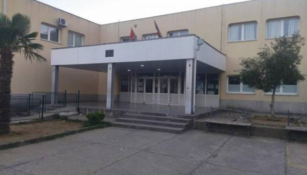 Ulcinj: Prijetnja masakrom u školi digla policiju na noge