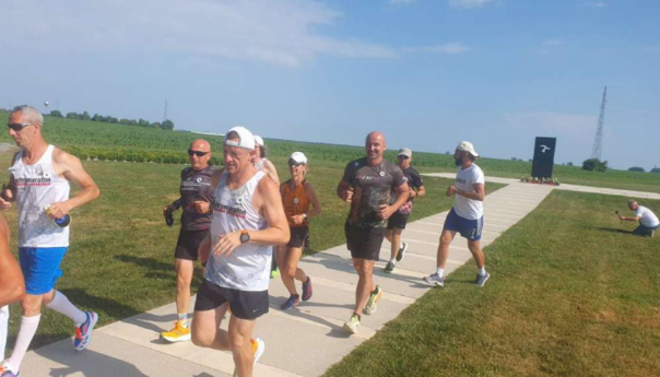 Ultramaratonci iz Ovčare stigli u Zvornik, sutra stižu u Potočare