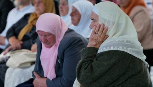'Umrijet ću, neću ga ukopati': 570 žena Srebrenice preminulo da nisu našle svoje