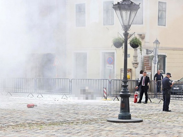 Umro čovjek koji se polio benzinom i zapalio u centru Zagreba