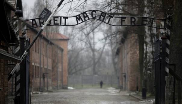 Umro David Dushman, posljednji preživjeli osloboditelj Auschwitza