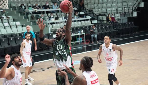 Unics nakon neizvjesne završnice slavio u Istanbulu, Ulm siguran protiv Brescije