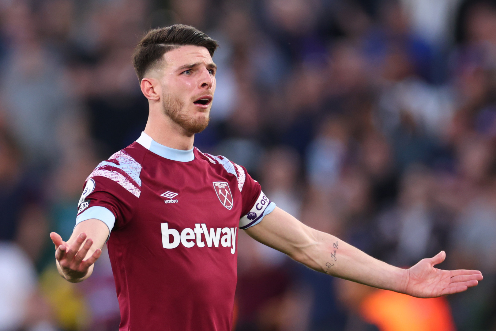 United, Arsenal i Chelsea kreću u rat za veznjaka od 120 miliona eura