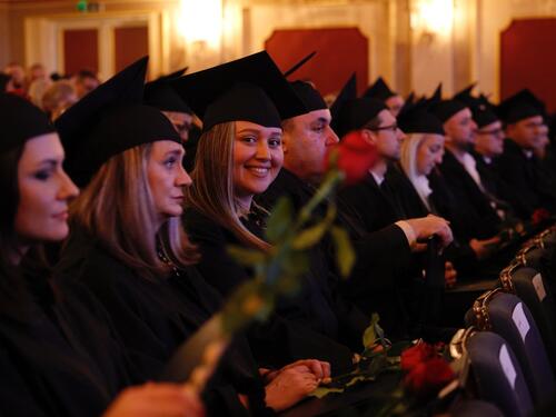 Univerzitet u Sarajevu promovirao 63 doktora nauka