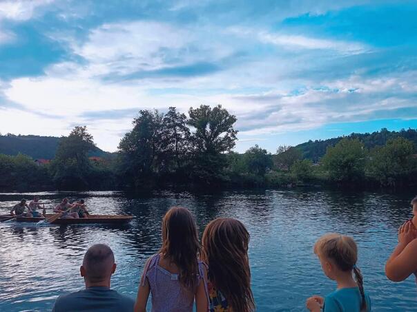 Unski lađari u Bosanskoj Krupi: Tradicija duga pola stoljeća