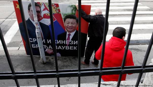 Upada li Srbija u dužničku klopku Kine?
