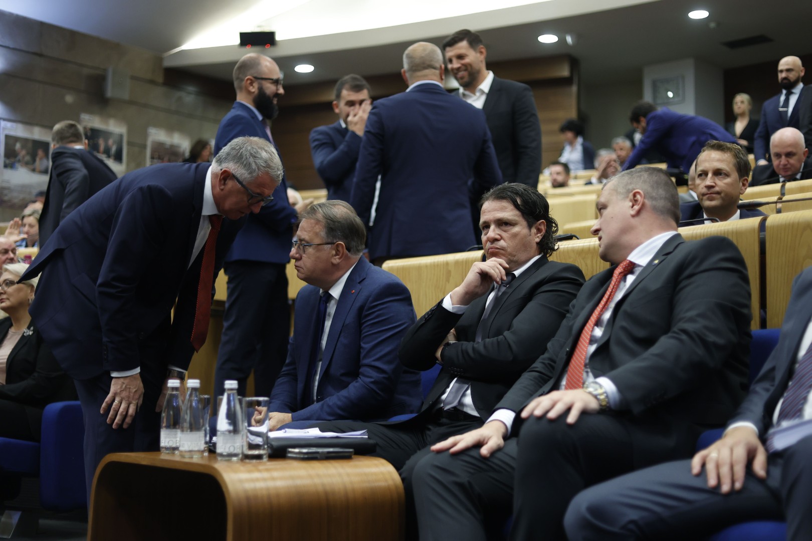 Upitno održavanje sjednice Parlamenta FBIH o rebalansu budžeta?