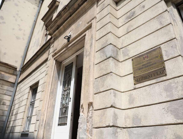 Uposlenici NUB-a traže odlazak direktora Ovčine, oglasio se i on