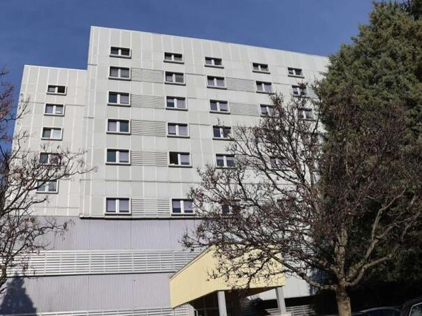 Uposlenici SKB Mostar protestovali zbog učestalih napada na njih