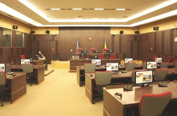 Uposlenicima Službe za poslove sa strancima 21 godina zatvora, moraju vratiti 60.000 KM