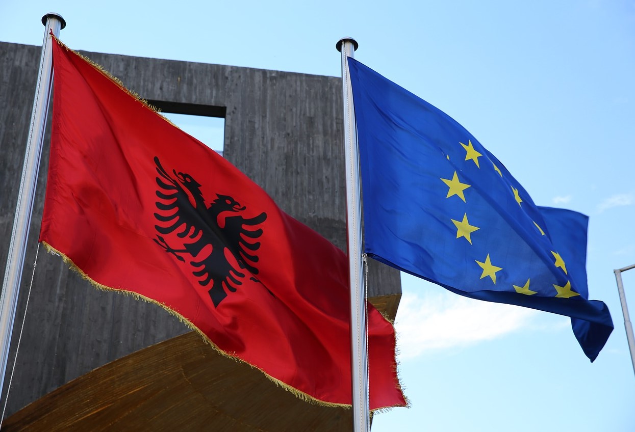 Upozorenje Albancima: Ulazak u EU ugrožen zbog Trumpovog zeta