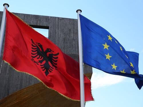 Upozorenje Albancima: Ulazak u EU ugrožen zbog Trumpovog zeta