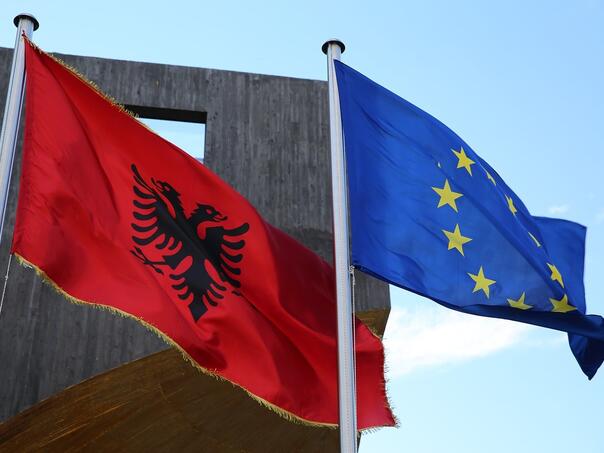 Upozorenje Albancima: Ulazak u EU ugrožen zbog Trumpovog zeta