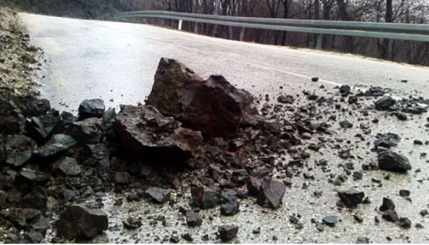 Upozorenje za vozače: Učestali odroni na cestama