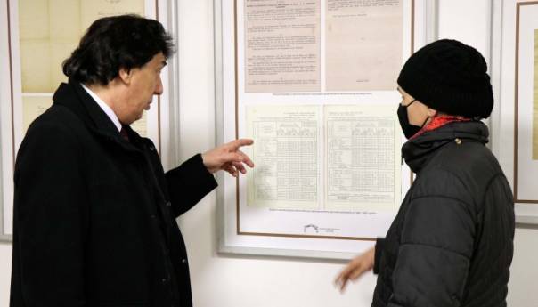 Upriličena izložba i predstavljanje knjige o upravnom položaju Mostara