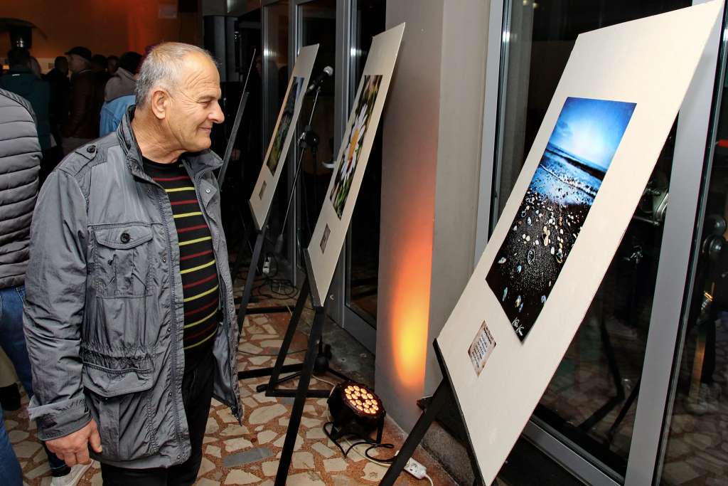 Upriličena izložba 'Vizualna harmonija u oku fotografa', Kenana Keške