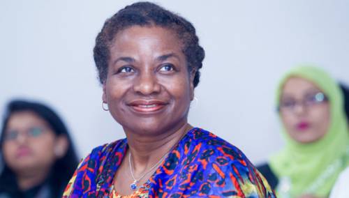 Uprkos krizi vlade i dalje podržavaju zdravlje, prava žena i djevojčica