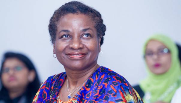 Uprkos krizi vlade i dalje podržavaju zdravlje, prava žena i djevojčica