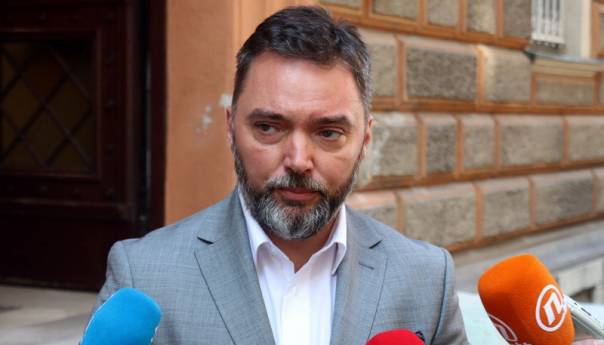Uraditi pravilnike vezano za zastupljenost domaćih proizvoda