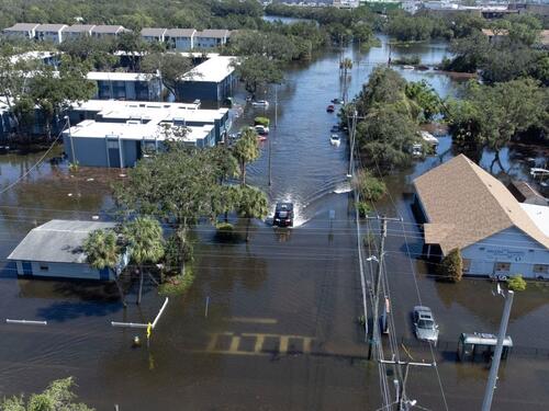 Uragan Milton pogodio Floridu, sve više mrtvih