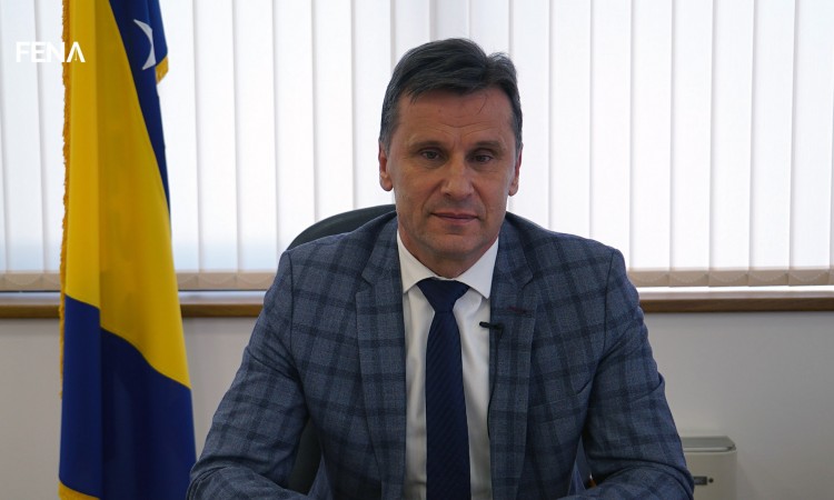 Ured Vlade FBiH: Stanje premijera Novalića stabilno
