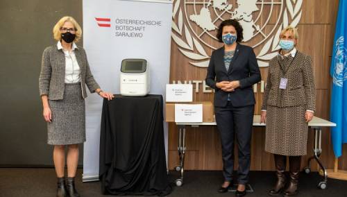 Uručena laboratorijska dijagnostička oprema za Kantonalnu bolnicu u Bihaću