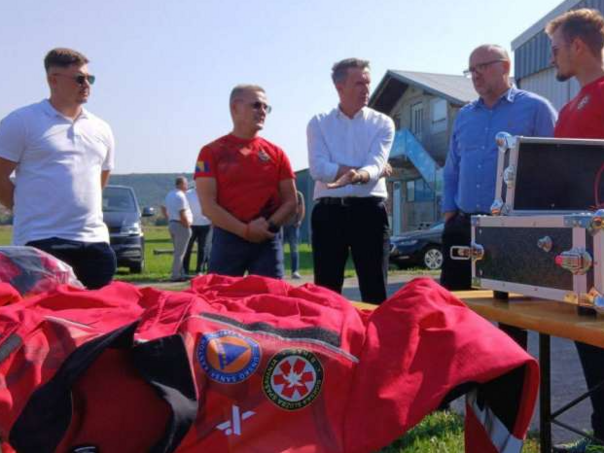 Uručena nova oprema za službe zaštite i spašavanja USK-a