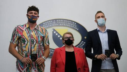 Uručeni diplomatski pasoši Nurkiću i Musi
