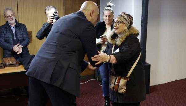 Uručeni predugovori o kupoprodaji za dodjelu stana za 103 pripadnika boračke populacije