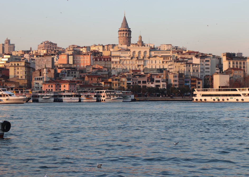 Urušilo se gradilište u Istanbulu, jedna osoba poginula