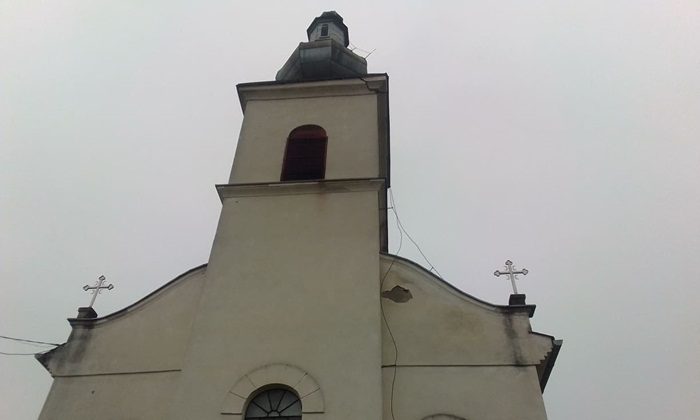Urušio se krst za Hrama Svetog Nikole u Novom Gradu