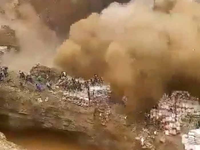 Urušio se rudnik u Kongu, poginulo najmanje 30 ljudi