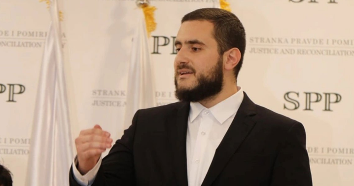 Usame Zukorlić izabran za predsjednika SSP: "Ukidamo lopovluk, nemoral i nepoštenje"