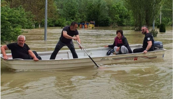 USK: Sve nadležne službe i spasilački timovi danonoćno na terenu