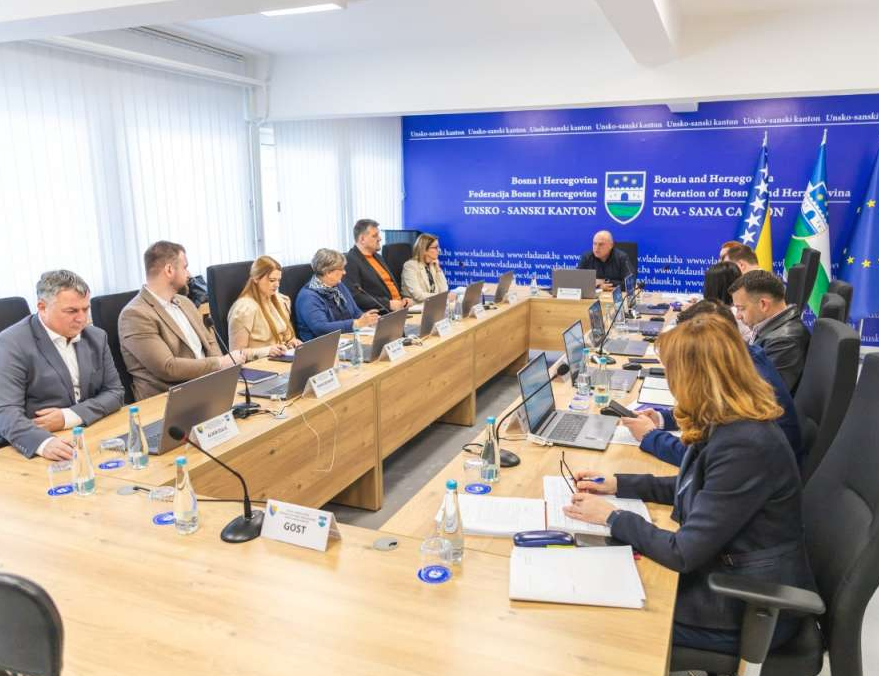 USK uvodi jedinstven sistem prava i dodataka na plaću za radnike u obrazovanju