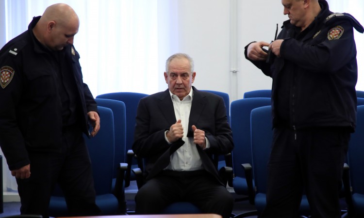 Uskok tehnički izmijenio optužnicu protiv Sanadera i HDZ-a