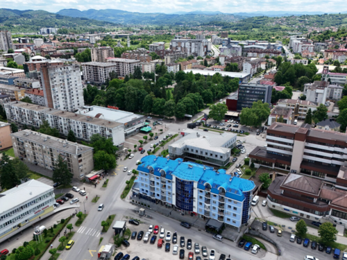 Uslovna kazna ženi iz Doboja: Tukla muža, prijetila mu nožem tražeći novac