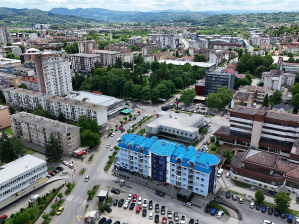 Uslovna kazna ženi iz Doboja: Tukla muža, prijetila mu nožem tražeći novac