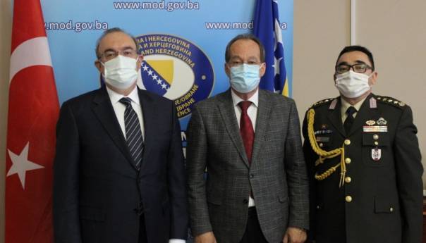 Uspješna saradnja ministarstava odbrane BiH i Republike Turske