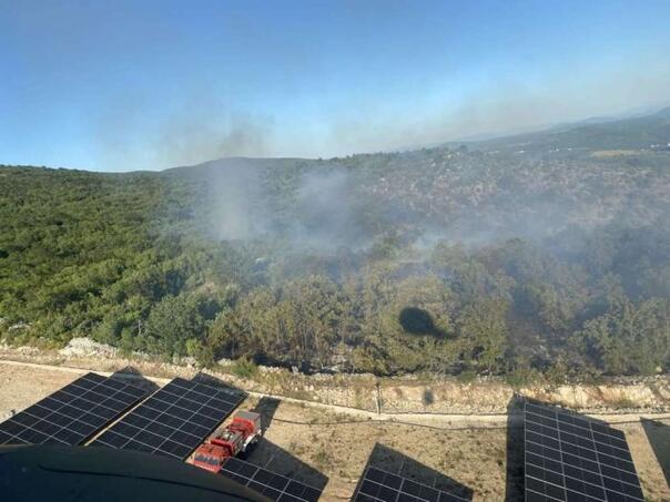 Uspješno ugašen požar u Grudama, u Ljubuškom još gori