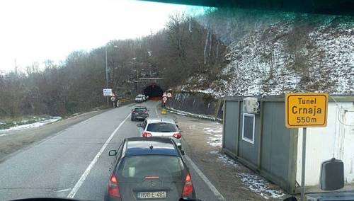 Usporen saobraćaj zbog pripremnih radova na tunelu Crnaja
