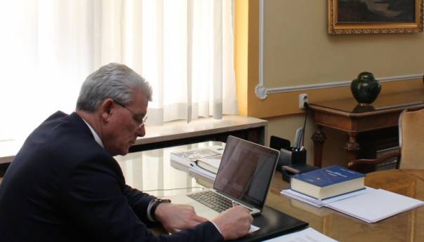 Uspostaviti posebna tijela na državnom nivou u odgovoru na pandemiju