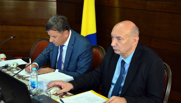 Uspostavlja se program novčane pomoći nezaposlenima u FBiH