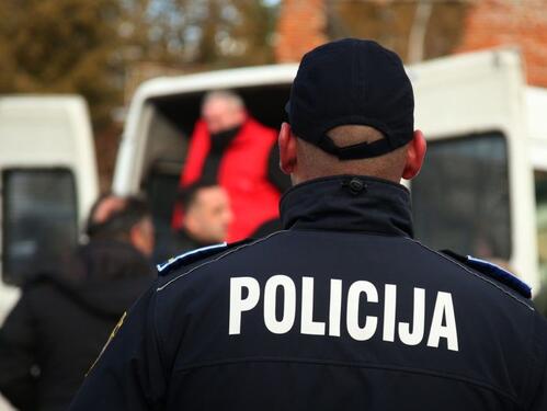 Usred dana pokušao opljačkati kuću u Zavidovićima